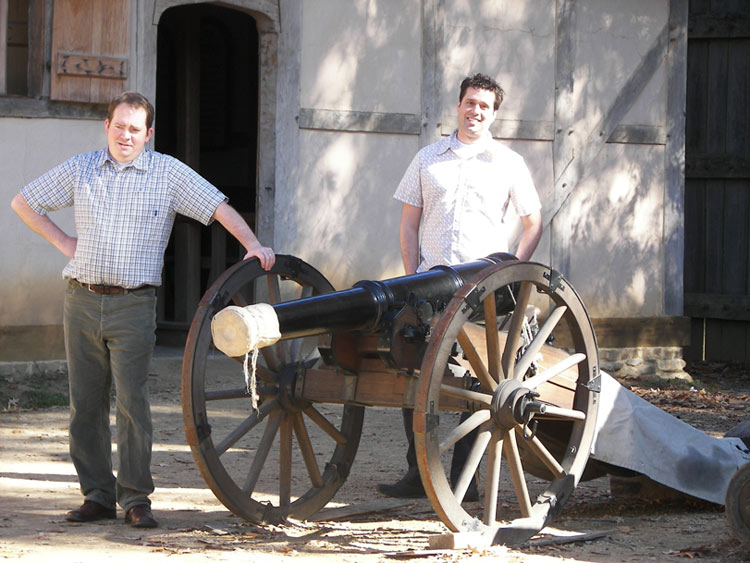 cannon Jeff Logan and Steven Dunston at Colonial Williamsburg